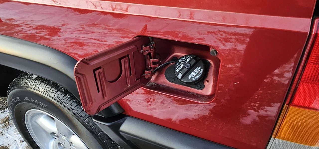 1998 Jeep XJ Cherokee - Image 11 of 31