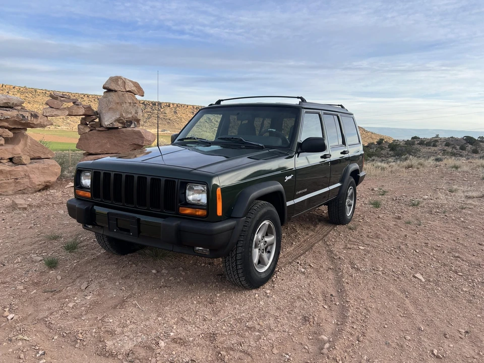 1998 Jeep XJ Cherokee - Image 2 of 31