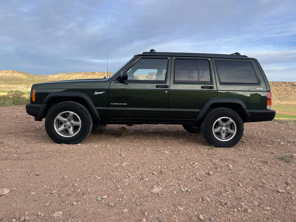 1998 Jeep XJ Cherokee - Image 6 of 31