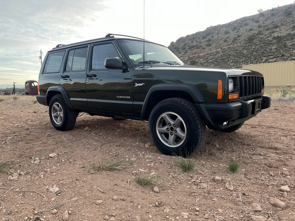 1998 Jeep XJ Cherokee - Image 17 of 31
