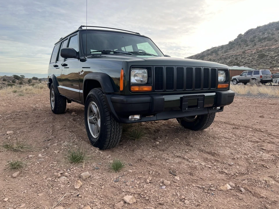 1998 Jeep XJ Cherokee - Image 19 of 31