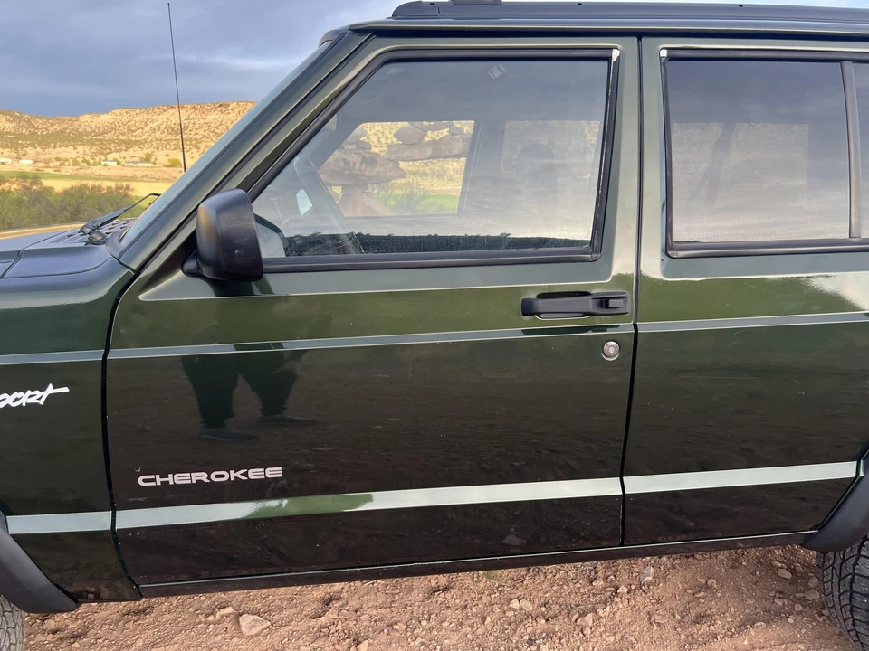 1998 Jeep XJ Cherokee - Image 28 of 31