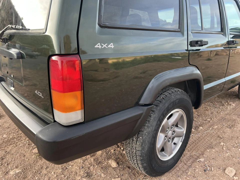 1998 Jeep XJ Cherokee - Image 30 of 31