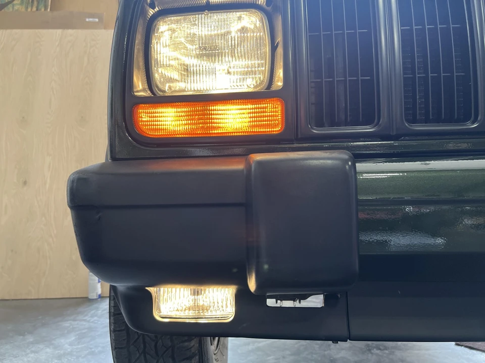 1998 Jeep XJ Cherokee - Image 24 of 31