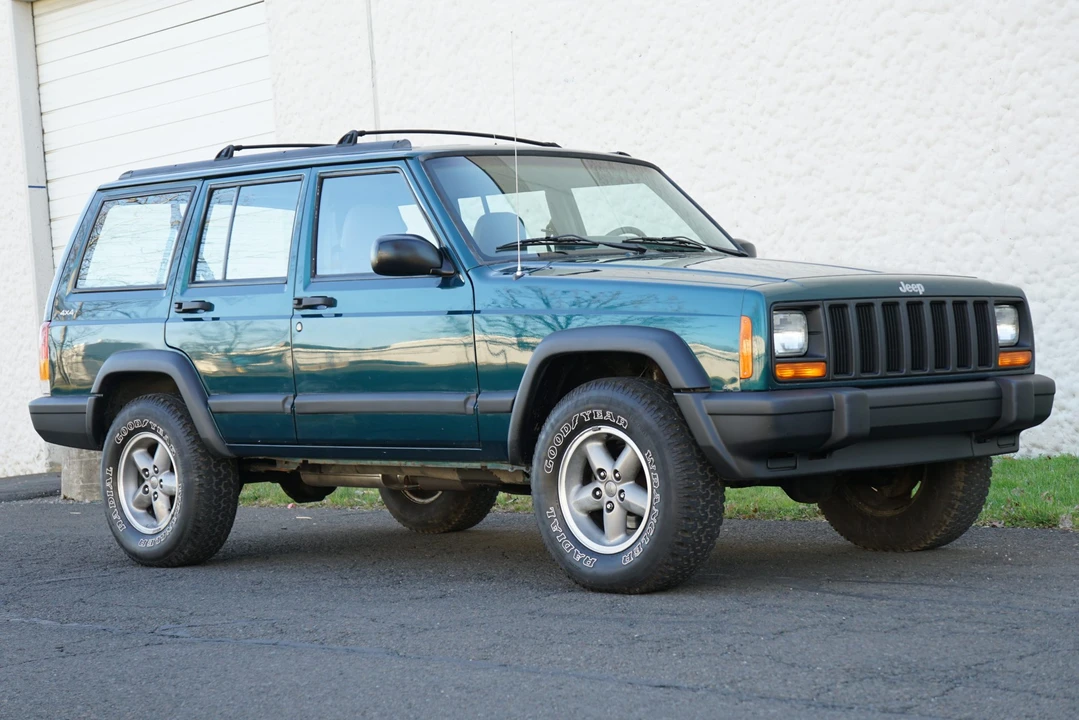 1998 Jeep XJ Cherokee - Image 2 of 31