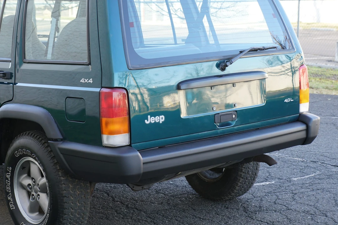 1998 Jeep XJ Cherokee - Image 22 of 31