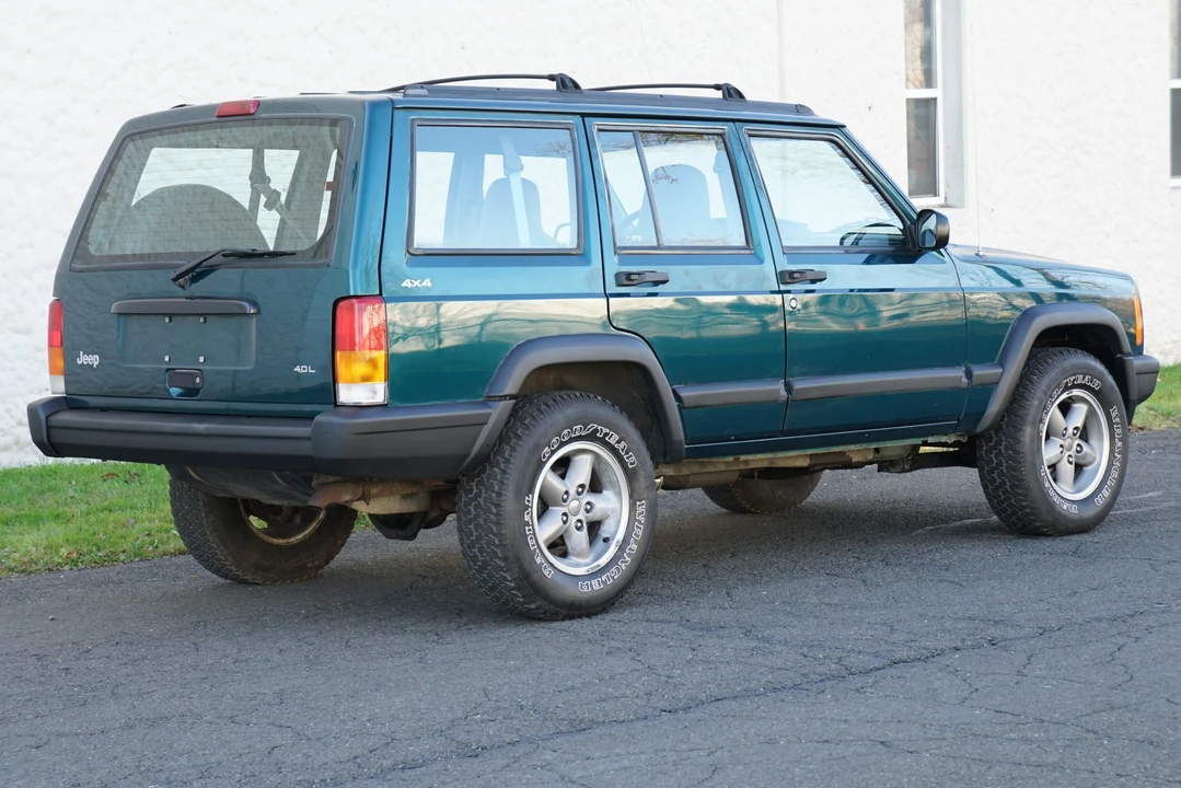 1998 Jeep XJ Cherokee - Image 8 of 31
