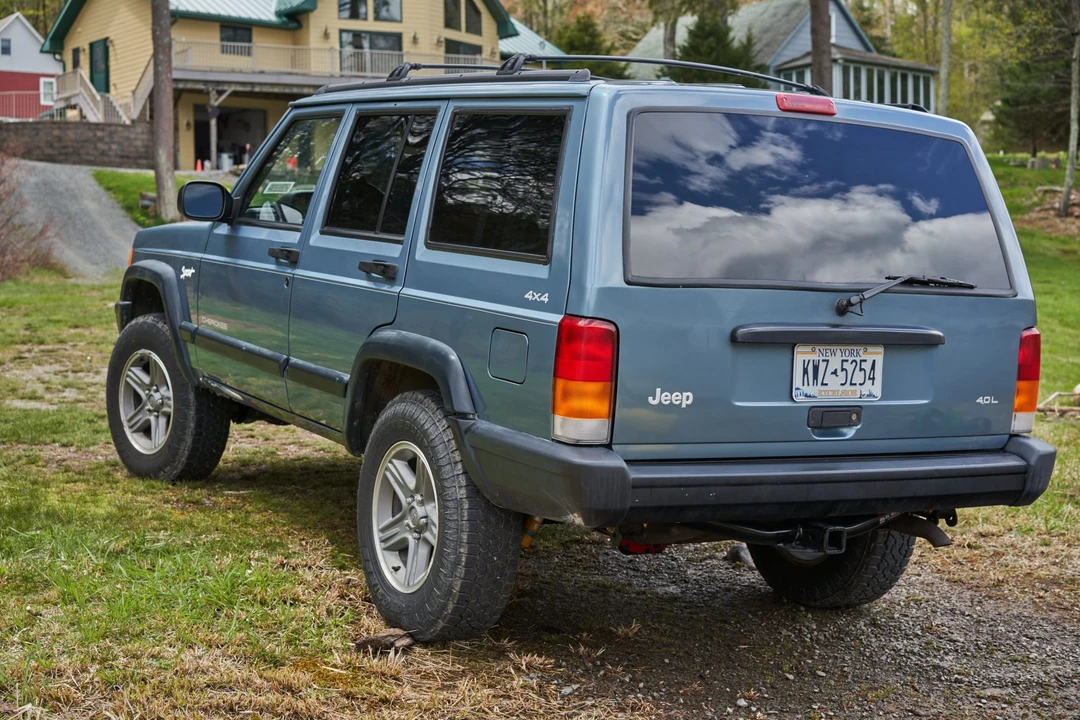 1998 Jeep XJ Cherokee - Image 26 of 31