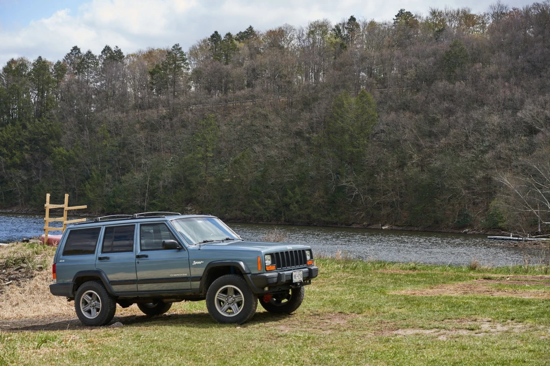 1998 Jeep XJ Cherokee - Image 13 of 31