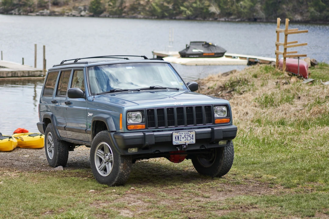 1998 Jeep XJ Cherokee - Image 9 of 31