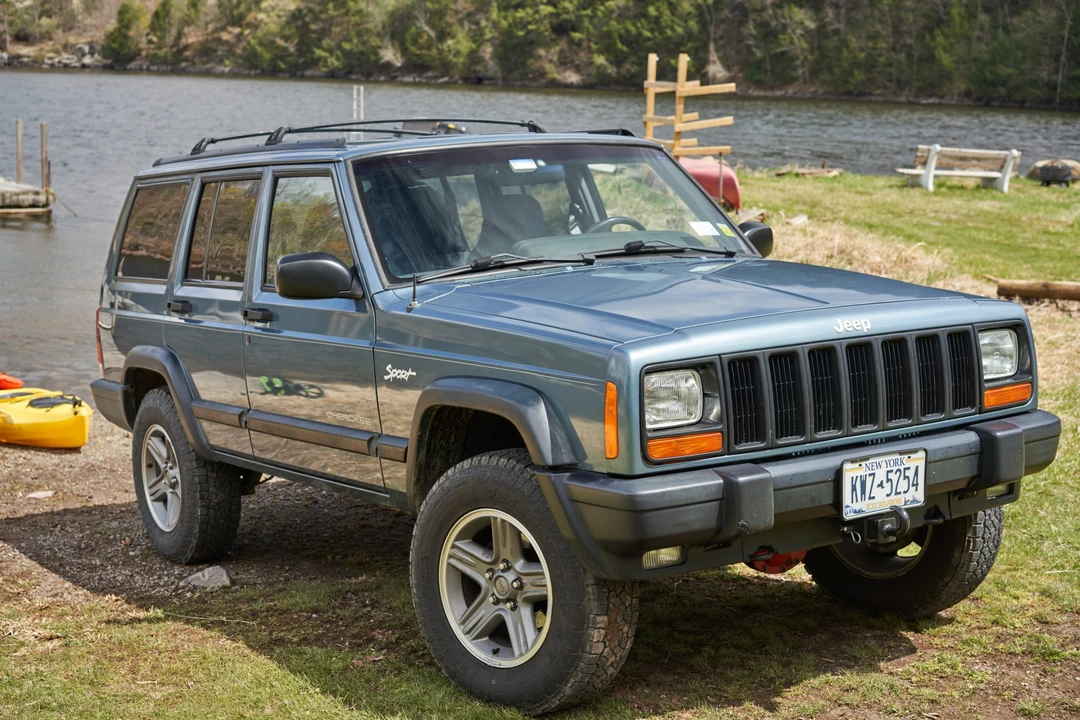 1998 Jeep XJ Cherokee - Image 10 of 31