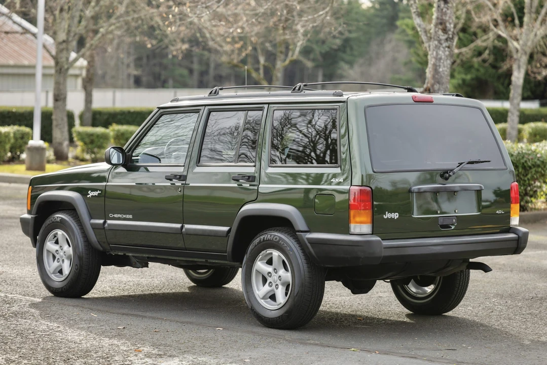 1998 Jeep XJ Cherokee - Image 17 of 31