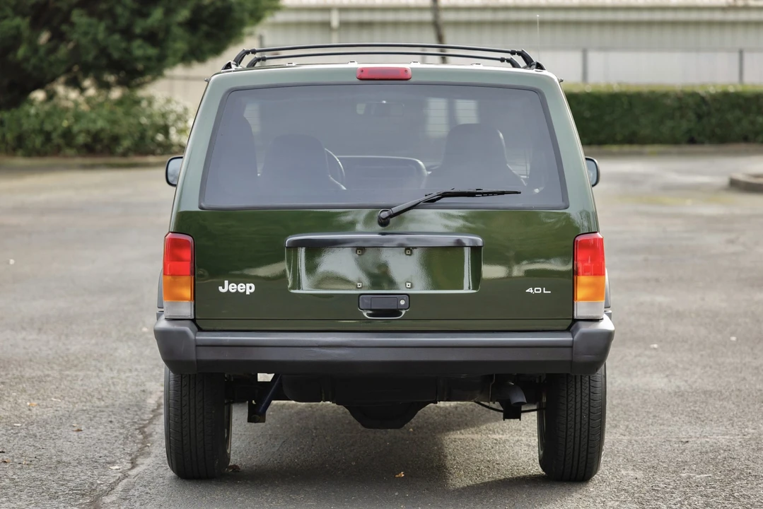 1998 Jeep XJ Cherokee - Image 14 of 31