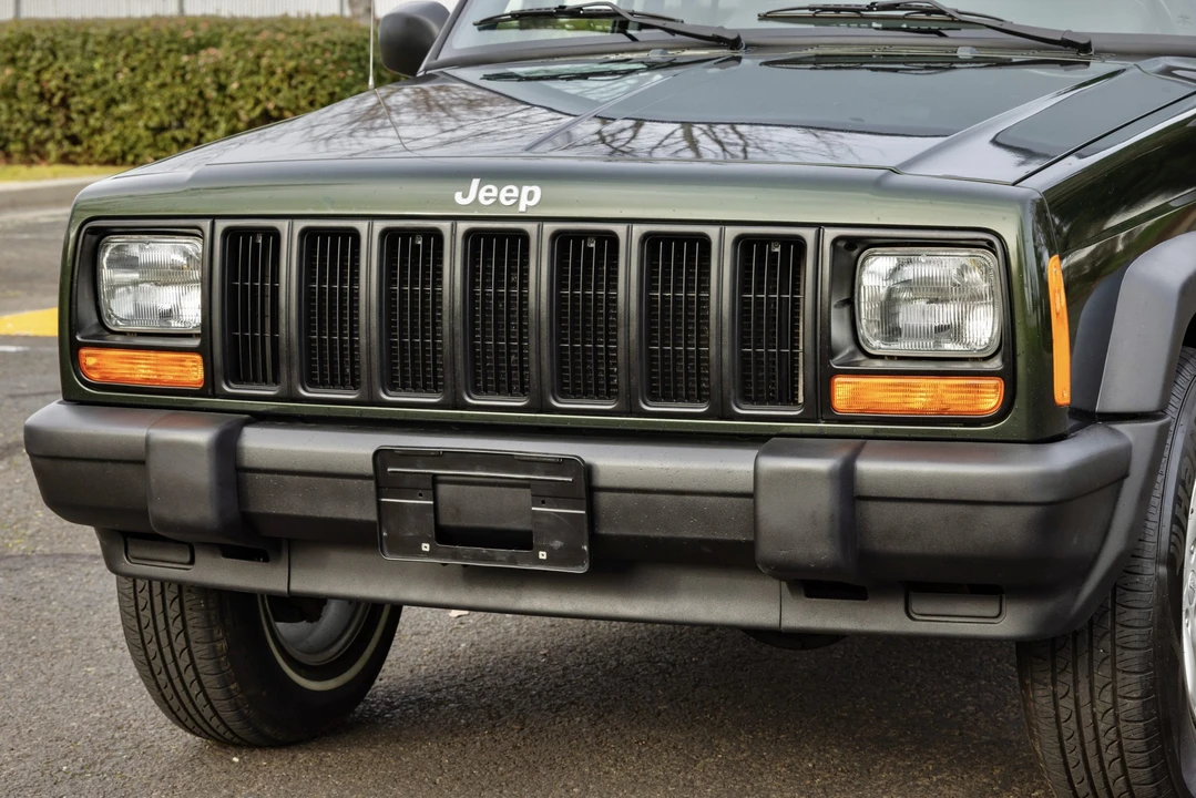 1998 Jeep XJ Cherokee - Image 23 of 31