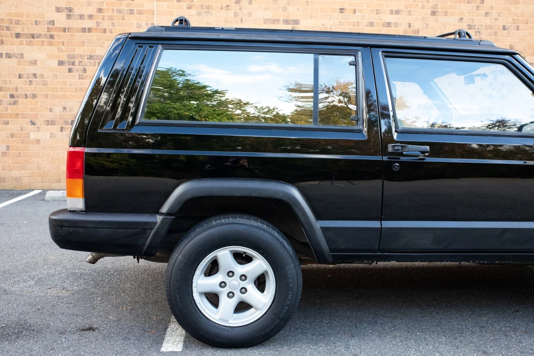 1998 Jeep XJ Cherokee - Image 21 of 31