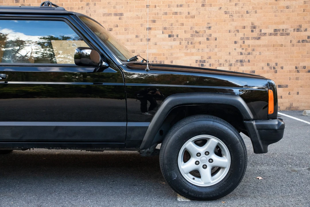1998 Jeep XJ Cherokee - Image 20 of 31