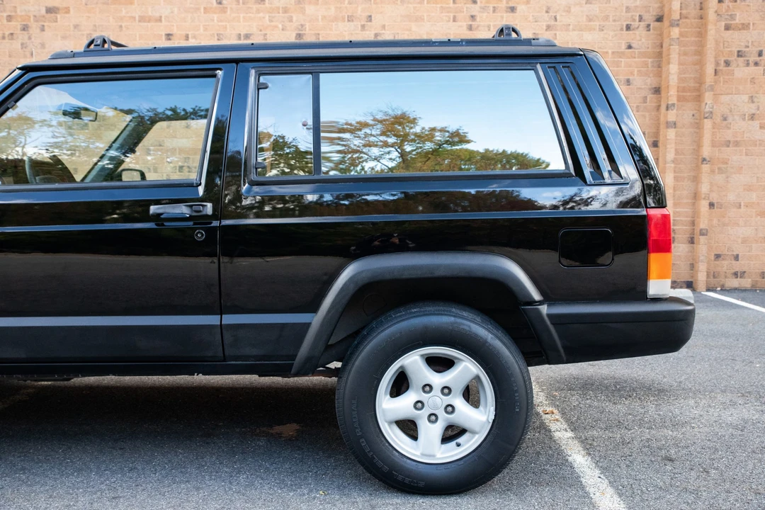 1998 Jeep XJ Cherokee - Image 29 of 31