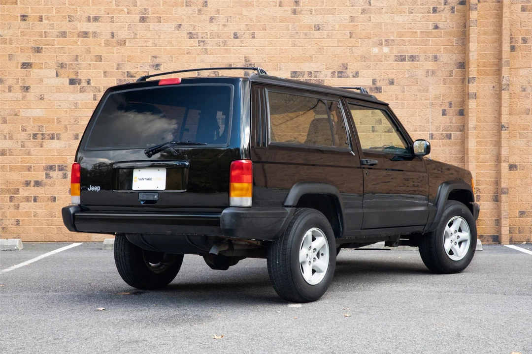 1998 Jeep XJ Cherokee - Image 10 of 31