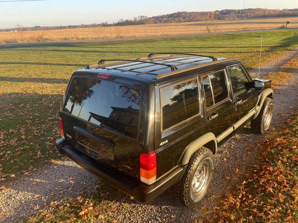 1998 Jeep XJ Cherokee - Image 11 of 31