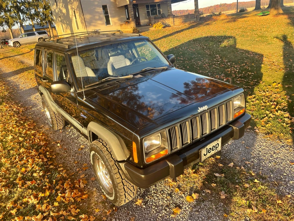 1998 Jeep XJ Cherokee - Image 17 of 31