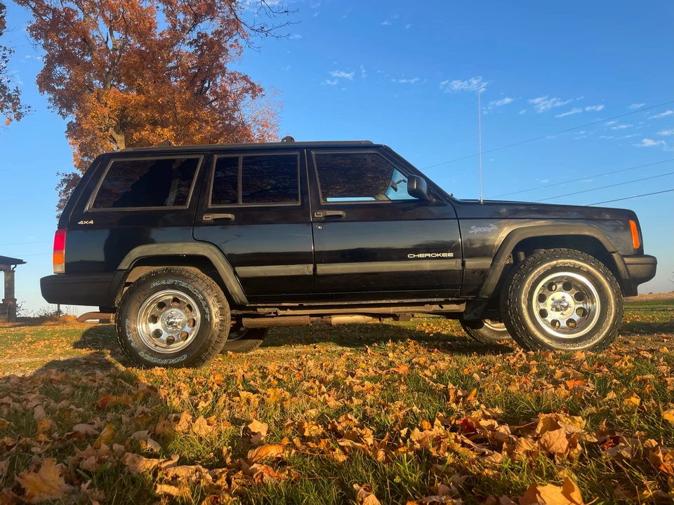 1998 Jeep XJ Cherokee - Image 16 of 31