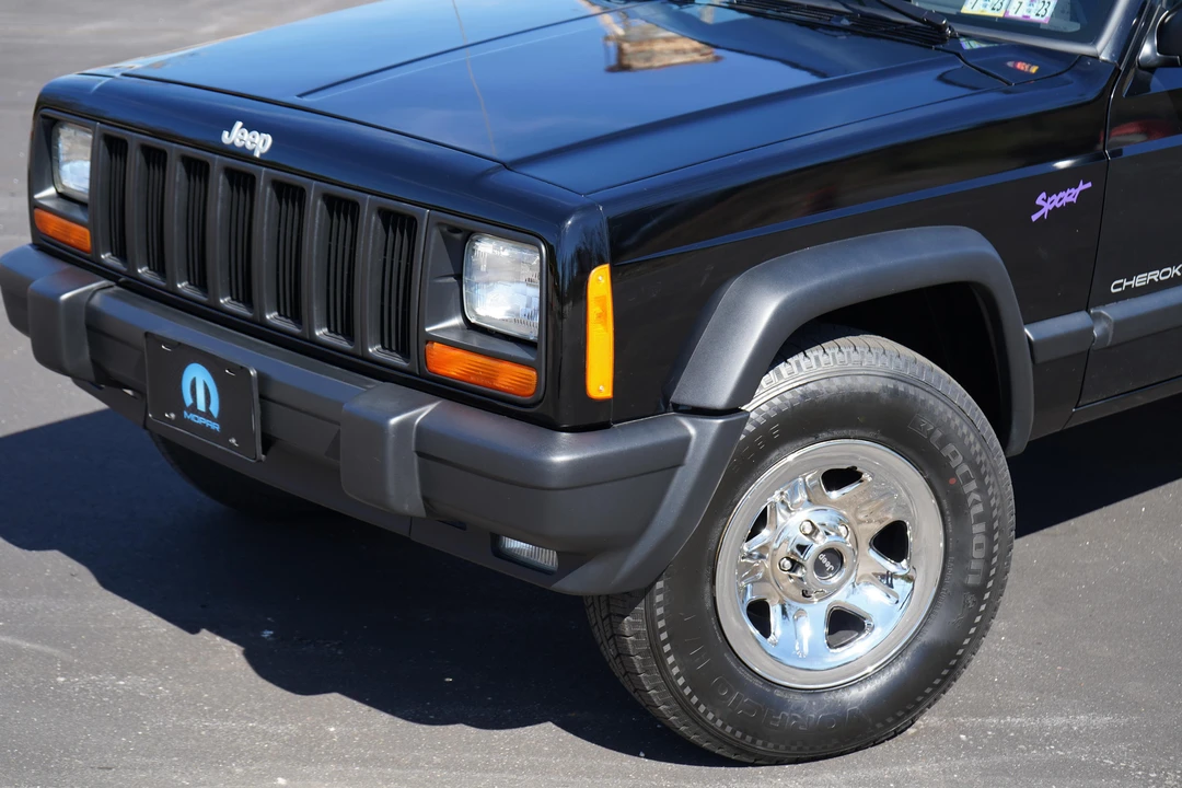 1998 Jeep XJ Cherokee - Image 18 of 31