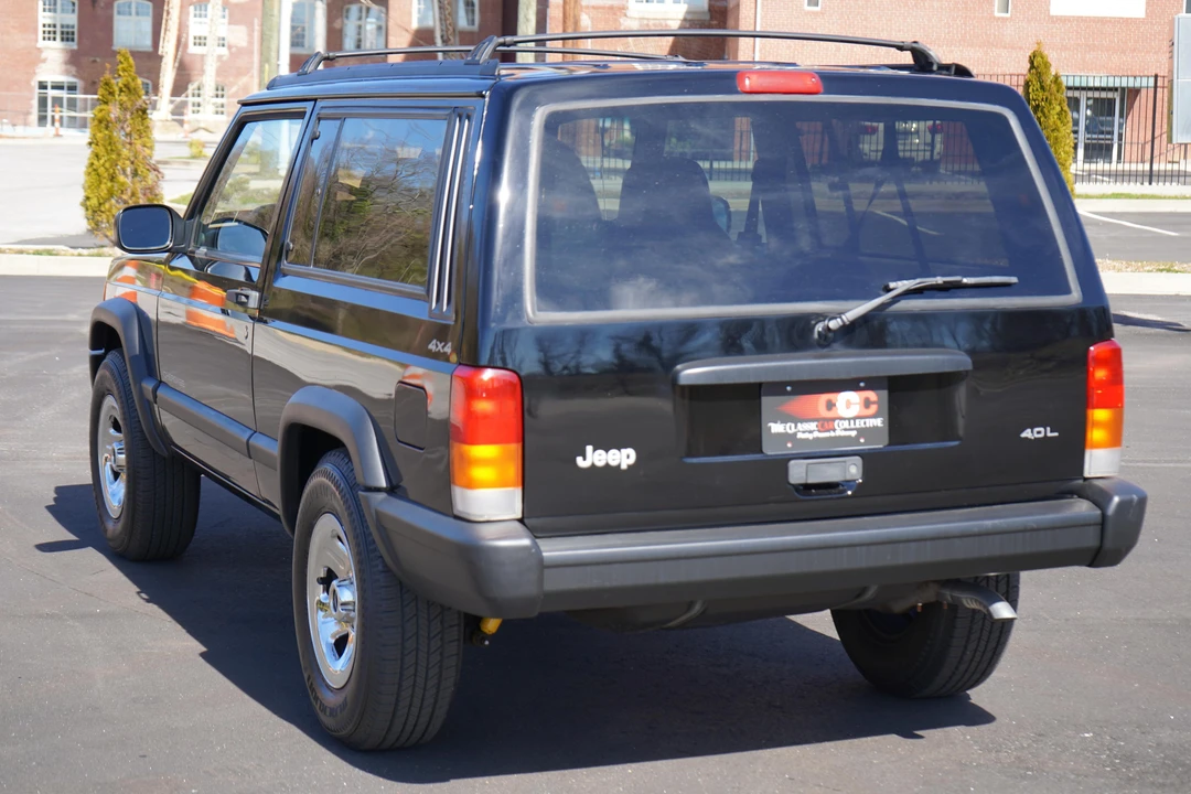 1998 Jeep XJ Cherokee - Image 10 of 31
