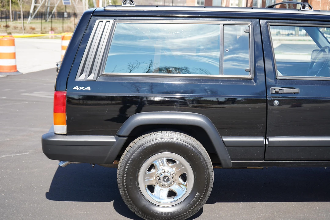1998 Jeep XJ Cherokee - Image 23 of 31