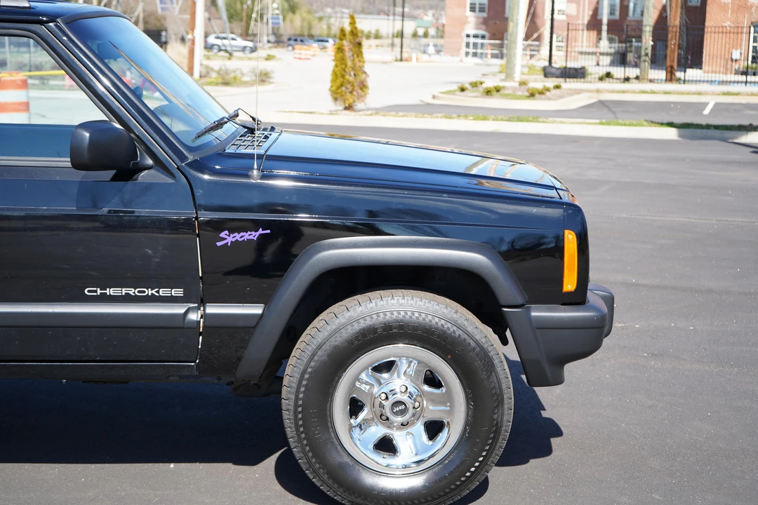 1998 Jeep XJ Cherokee - Image 24 of 31