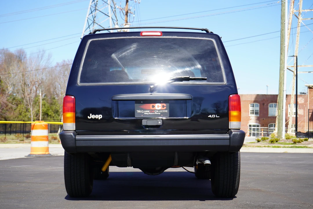 1998 Jeep XJ Cherokee - Image 11 of 31