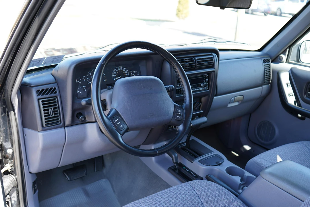 1998 Jeep XJ Cherokee - Image 30 of 31