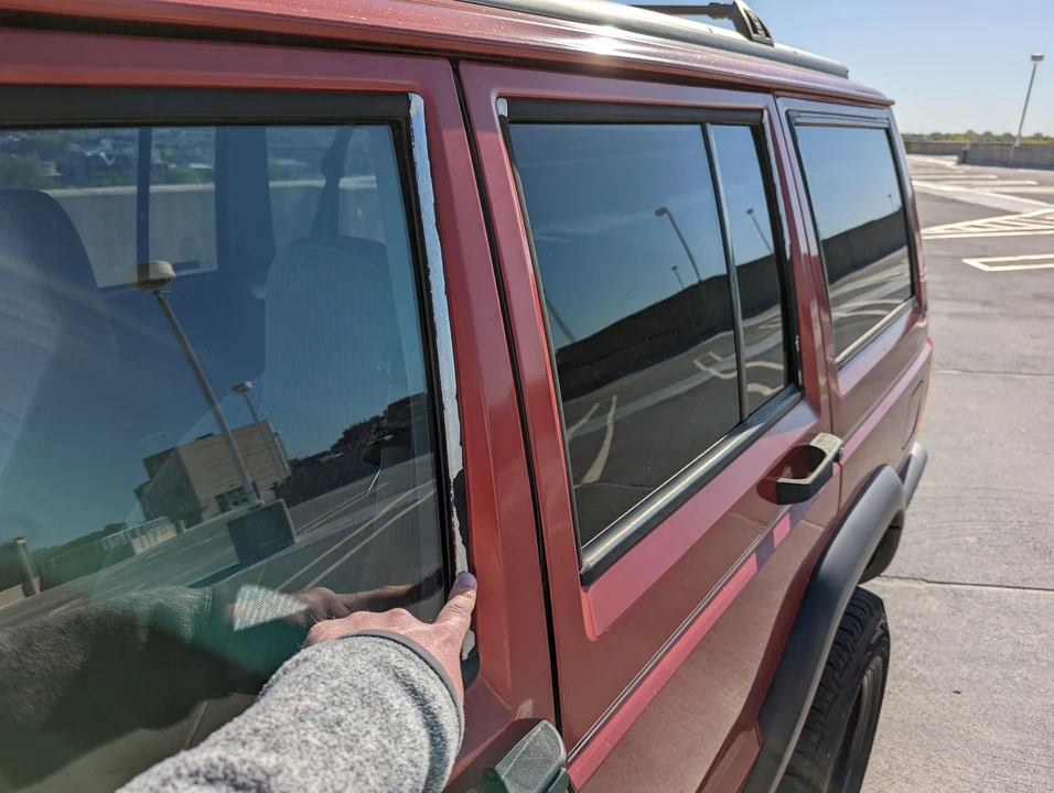 1998 Jeep XJ Cherokee - Image 28 of 31