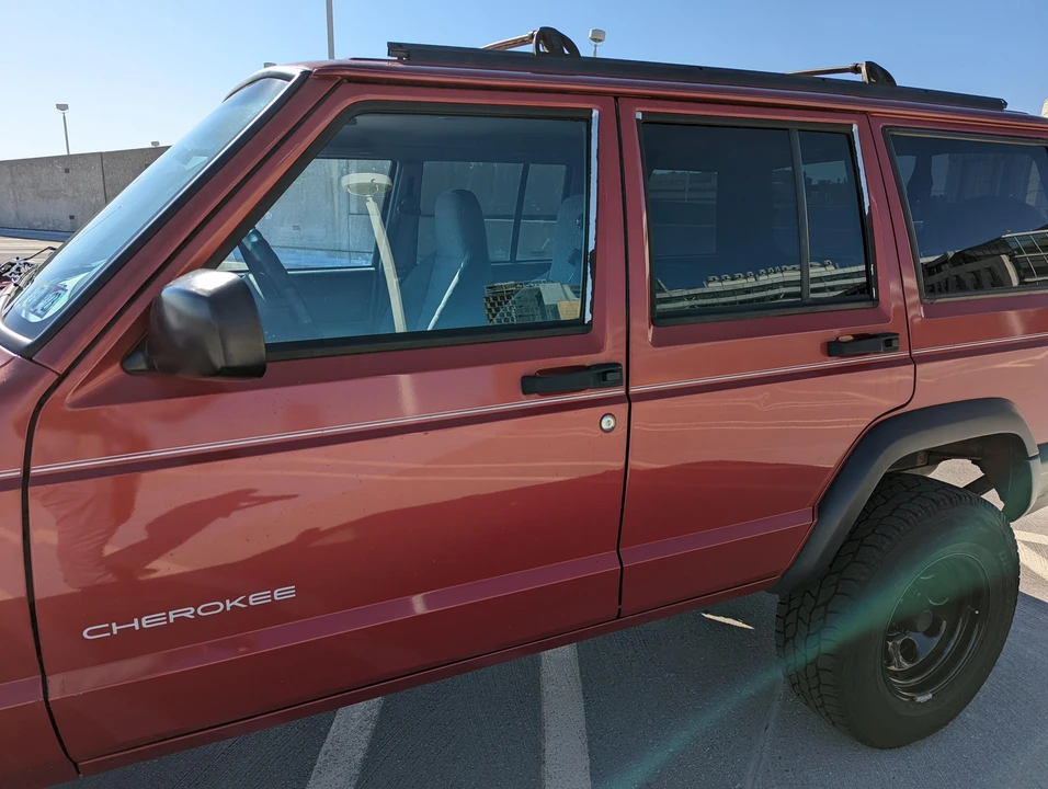 1998 Jeep XJ Cherokee - Image 13 of 31