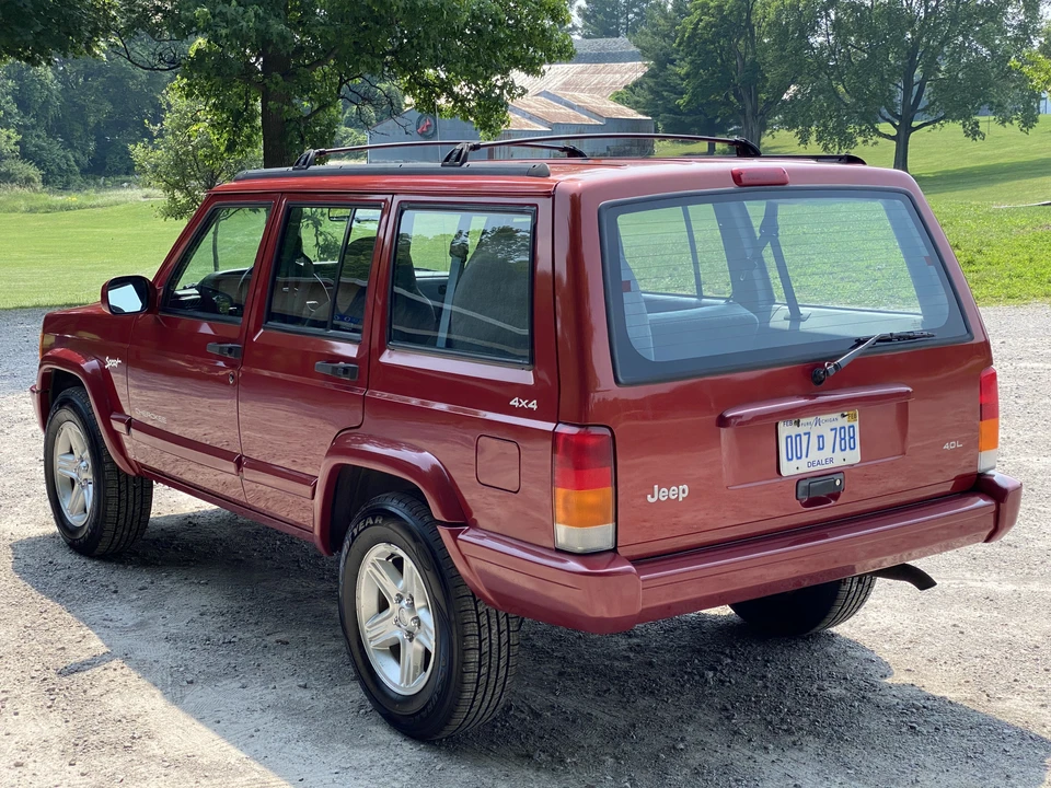 1998 Jeep XJ Cherokee - Image 8 of 31
