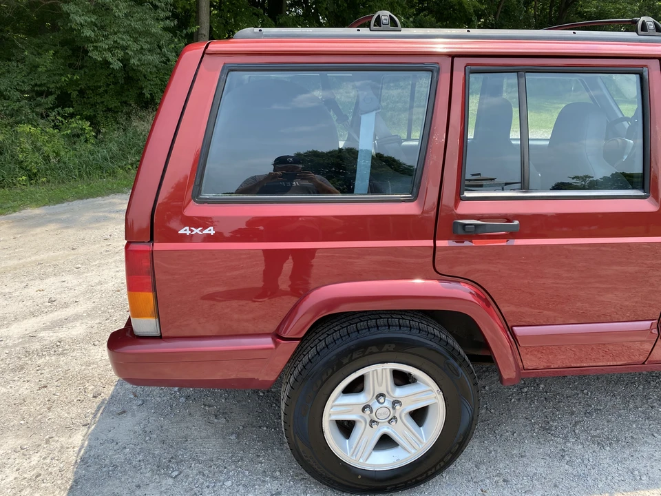 1998 Jeep XJ Cherokee - Image 17 of 31
