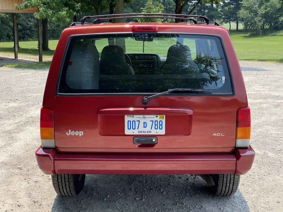 1998 Jeep XJ Cherokee - Image 9 of 31
