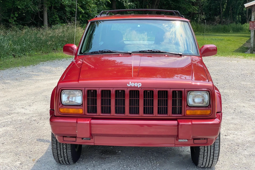 1998 Jeep XJ Cherokee - Image 2 of 31