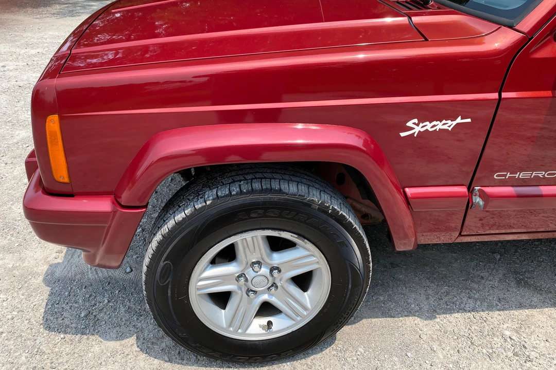 1998 Jeep XJ Cherokee - Image 14 of 31