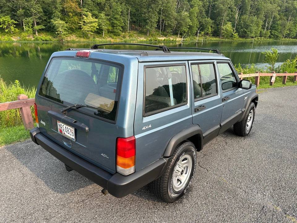 1998 Jeep XJ Cherokee - Image 15 of 31