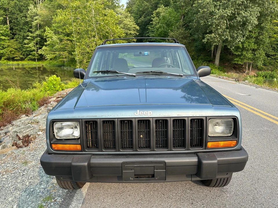 1998 Jeep XJ Cherokee - Image 11 of 31
