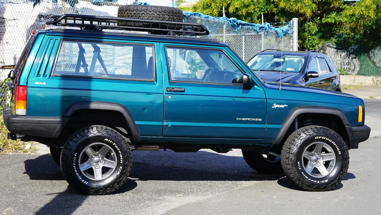 1998 Jeep XJ Cherokee - Image 25 of 31