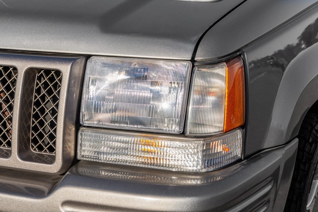 1998 Jeep ZJ Grand Cherokee - Image 11 of 31