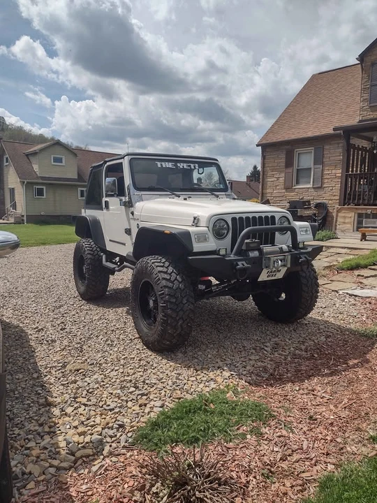 1998 Jeep TJ Wrangler - Image 2 of 11