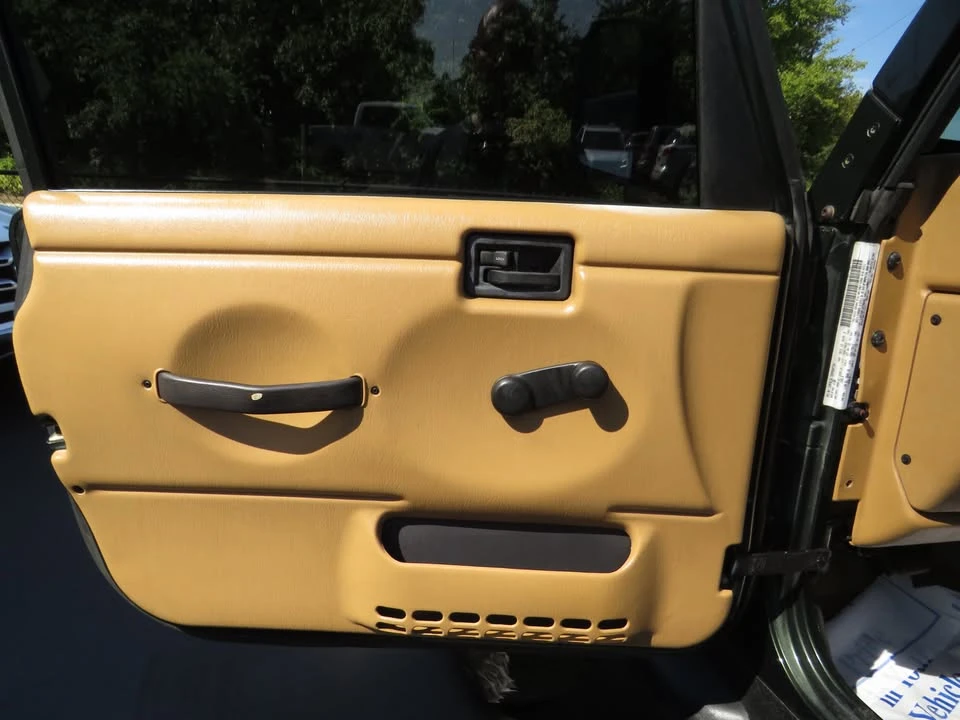 1998 Jeep TJ Wrangler - Image 10 of 17