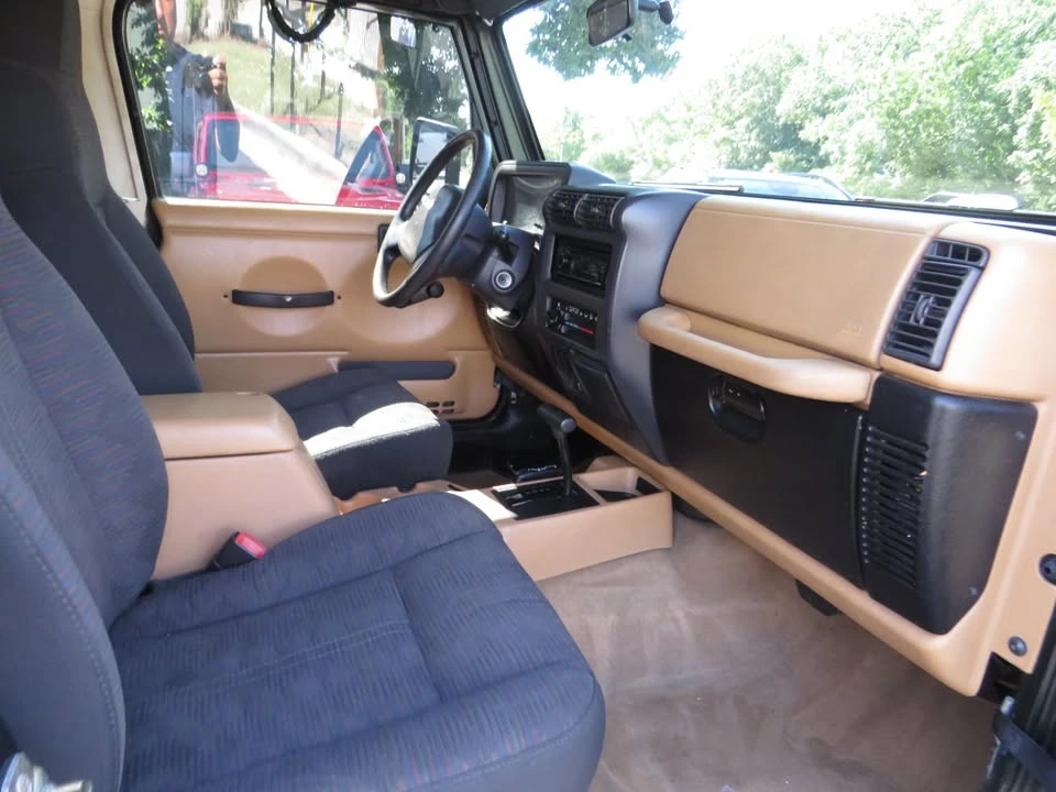 1998 Jeep TJ Wrangler - Image 16 of 17