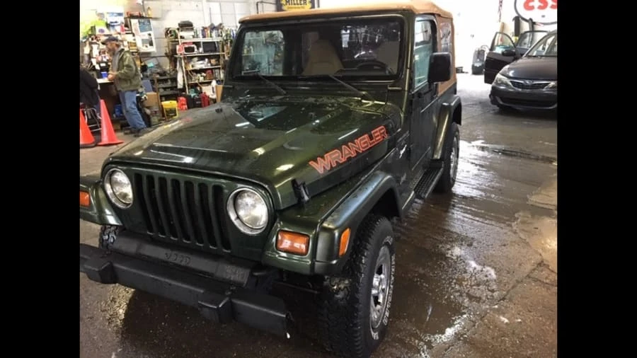 1998 Jeep TJ Wrangler - Image 4 of 5