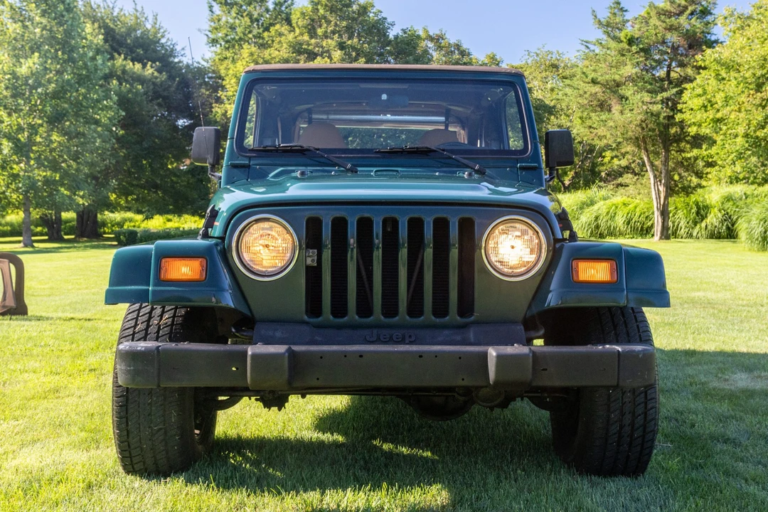 1998 Jeep TJ Wrangler - Image 4 of 31