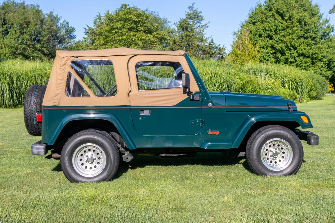 1998 Jeep TJ Wrangler - Image 5 of 31