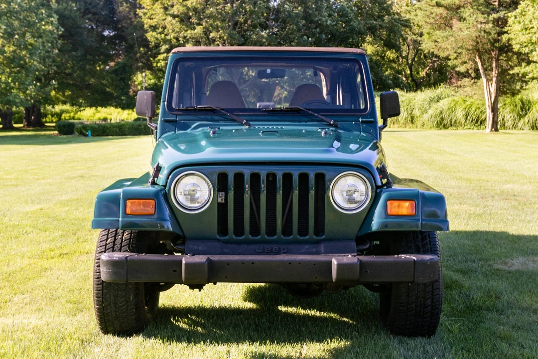 1998 Jeep TJ Wrangler - Image 3 of 31