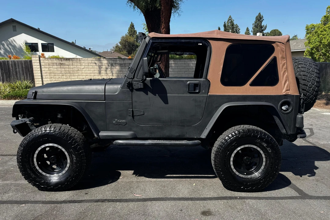 1998 Jeep TJ Wrangler - Image 3 of 31